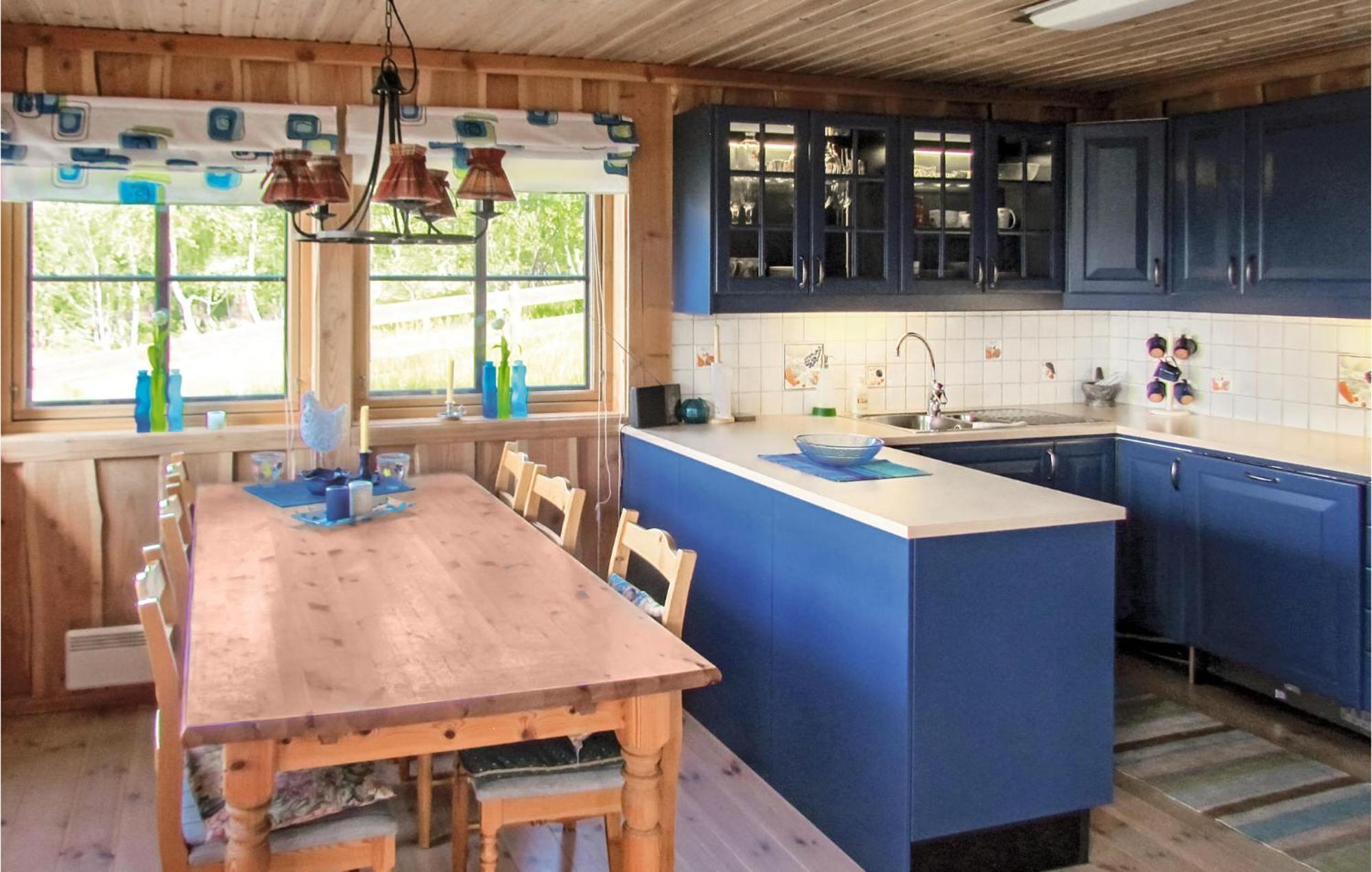 3 Bedroom Beautiful Home In Vikesa Hovland  エクステリア 写真